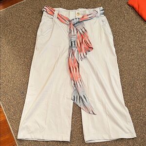 DG2 by Diane Gilman White Wide Leg  Cropped Pants with Striped Belt